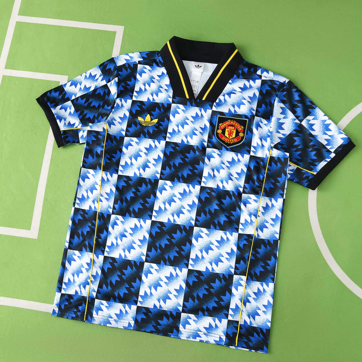Maillot Manchester United 2025/26 — Concept — vue 3