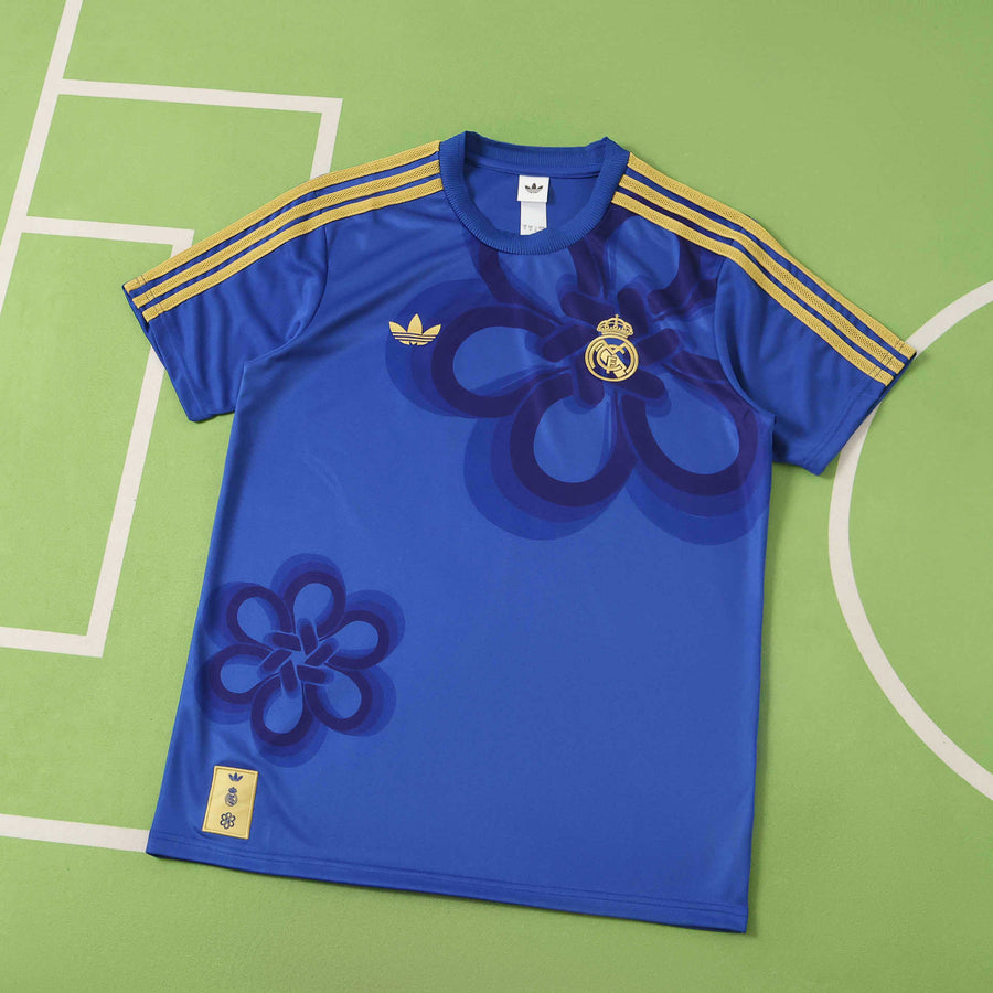 Maillot Real Madrid 2025/26 — Nœud Chinois