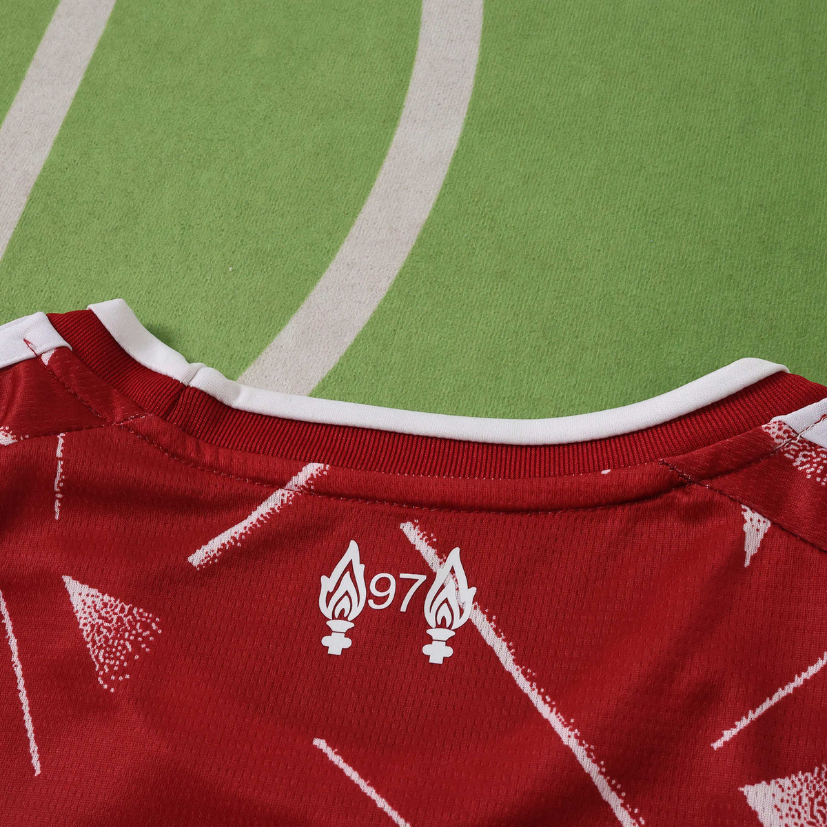Maillot Liverpool 2026/27 Domicile — vue 3