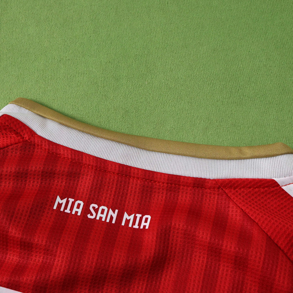 Maillot Bayern Munich 2026/27 Domicile Manches Longues — vue 3