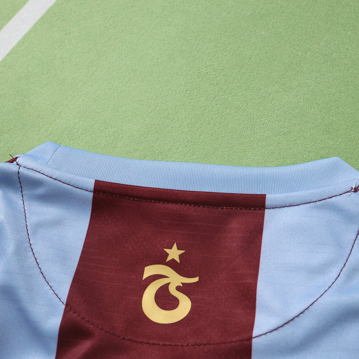 Maillot Trabzonspor 2026/27 Domicile — vue 3