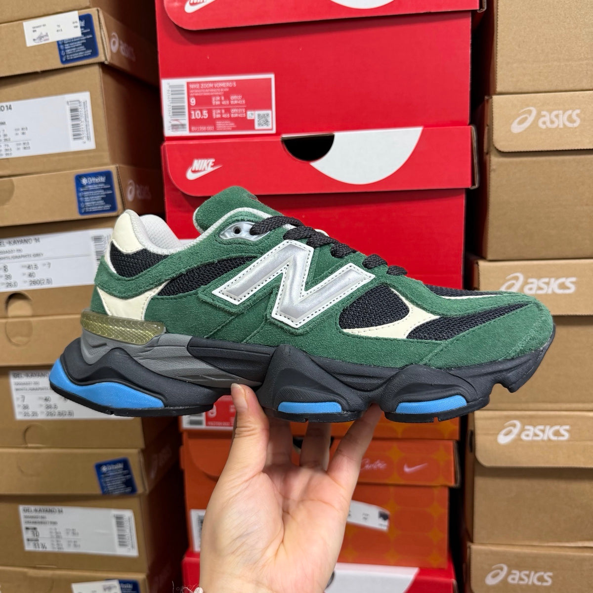 New Balance 9060 'Vert Sapin Bleu'