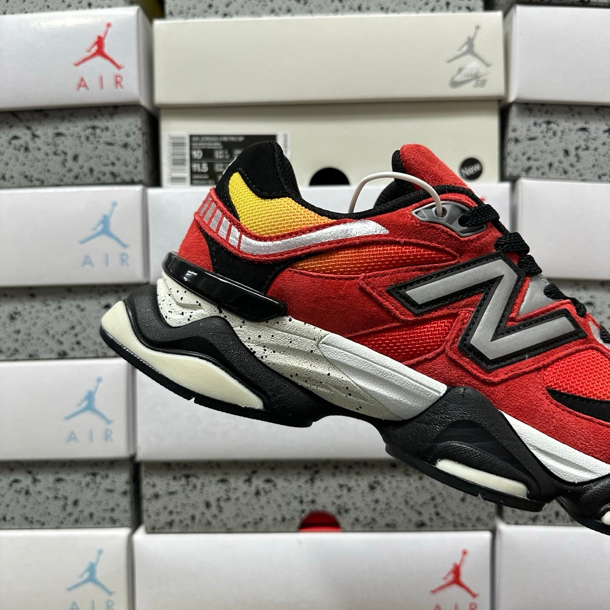 New Balance 9060 'Rouge Noir'
