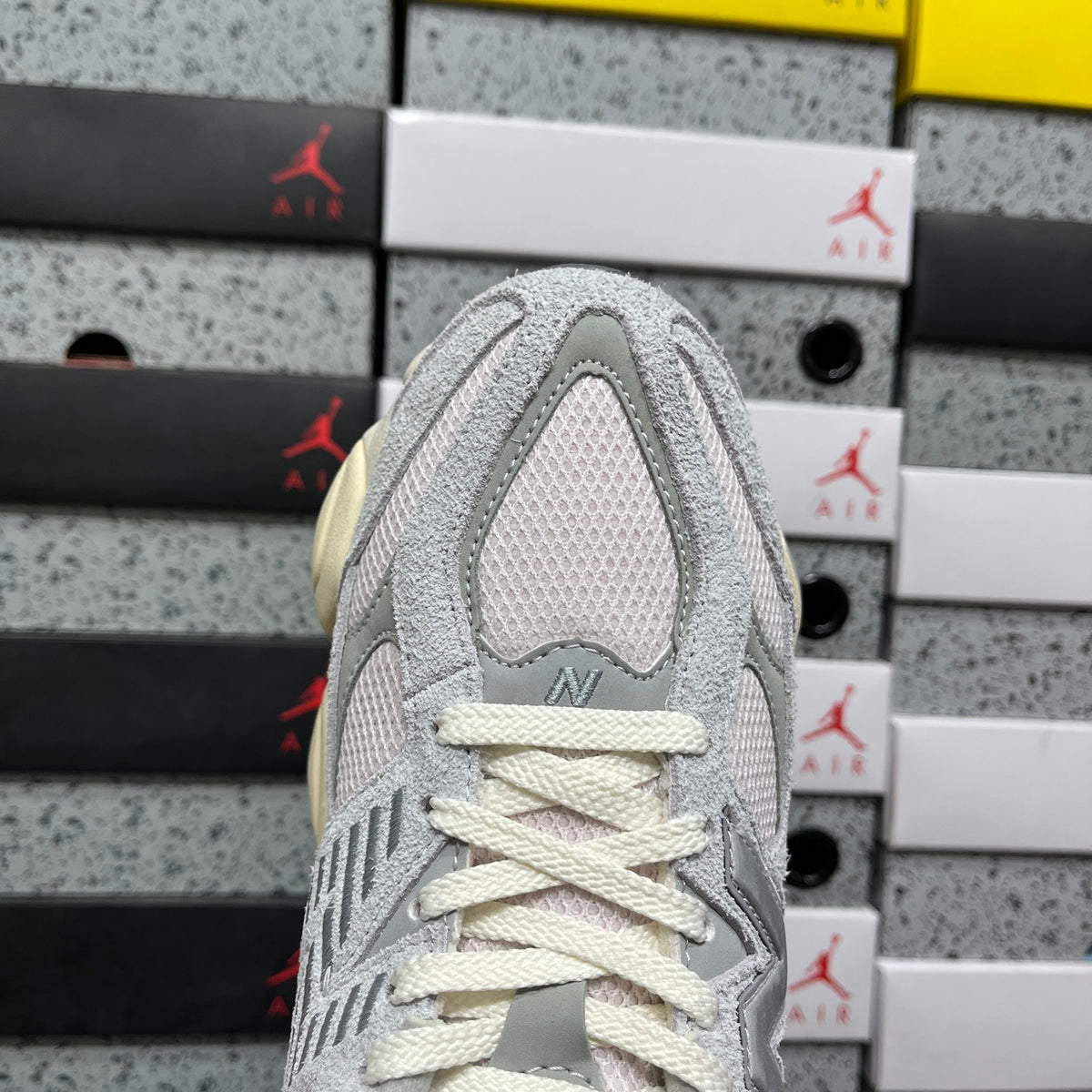 New Balance 9060 'Blanc Gris Jaune Pâle'