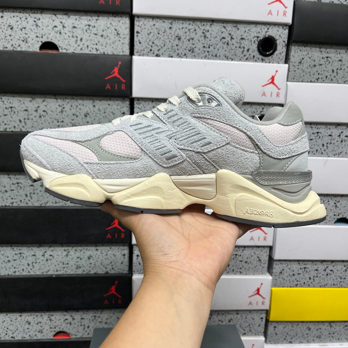 New Balance 9060 'Blanc Gris Jaune Pâle'