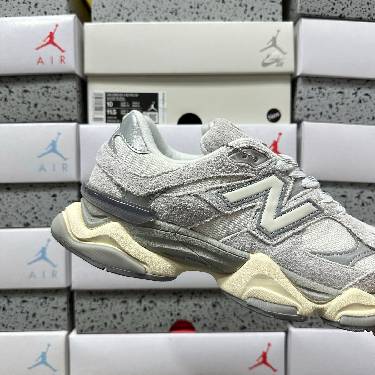 New Balance 9060 'Gris Clair Daim'