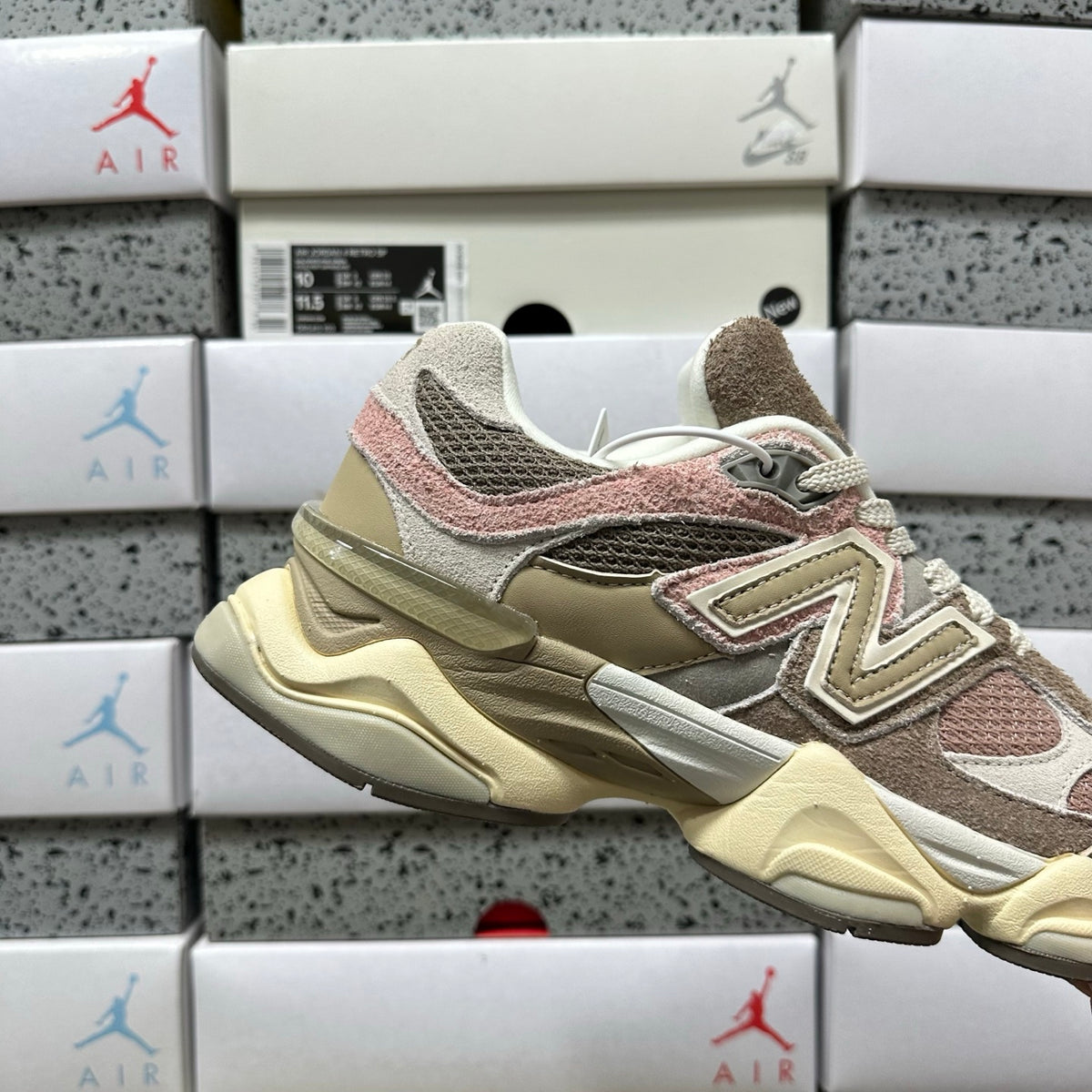 New Balance 9060 'Taupe Rosé Clair'