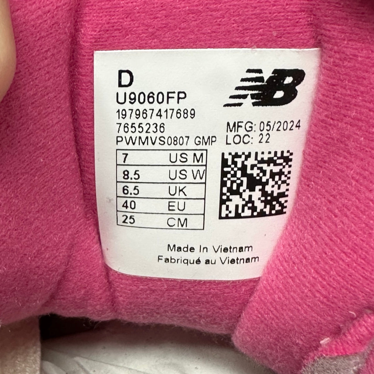 New Balance 9060 'Rose Magenta'