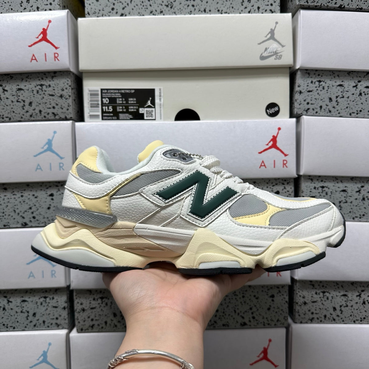 New Balance 9060 'Crème Vert Jaune'