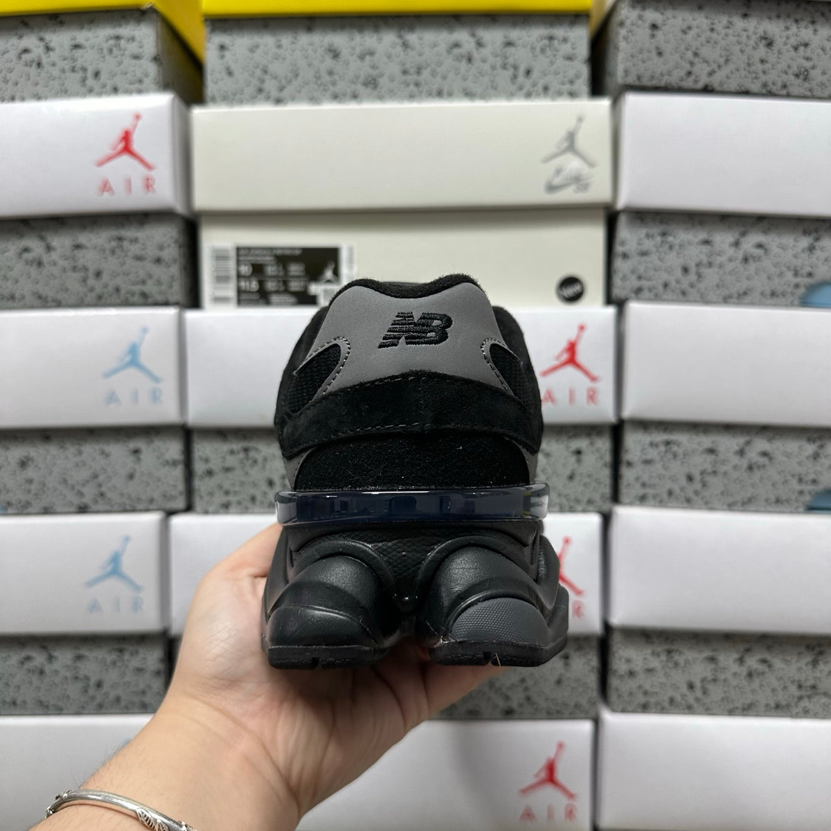 New Balance 9060 'Noir Blanc Total'