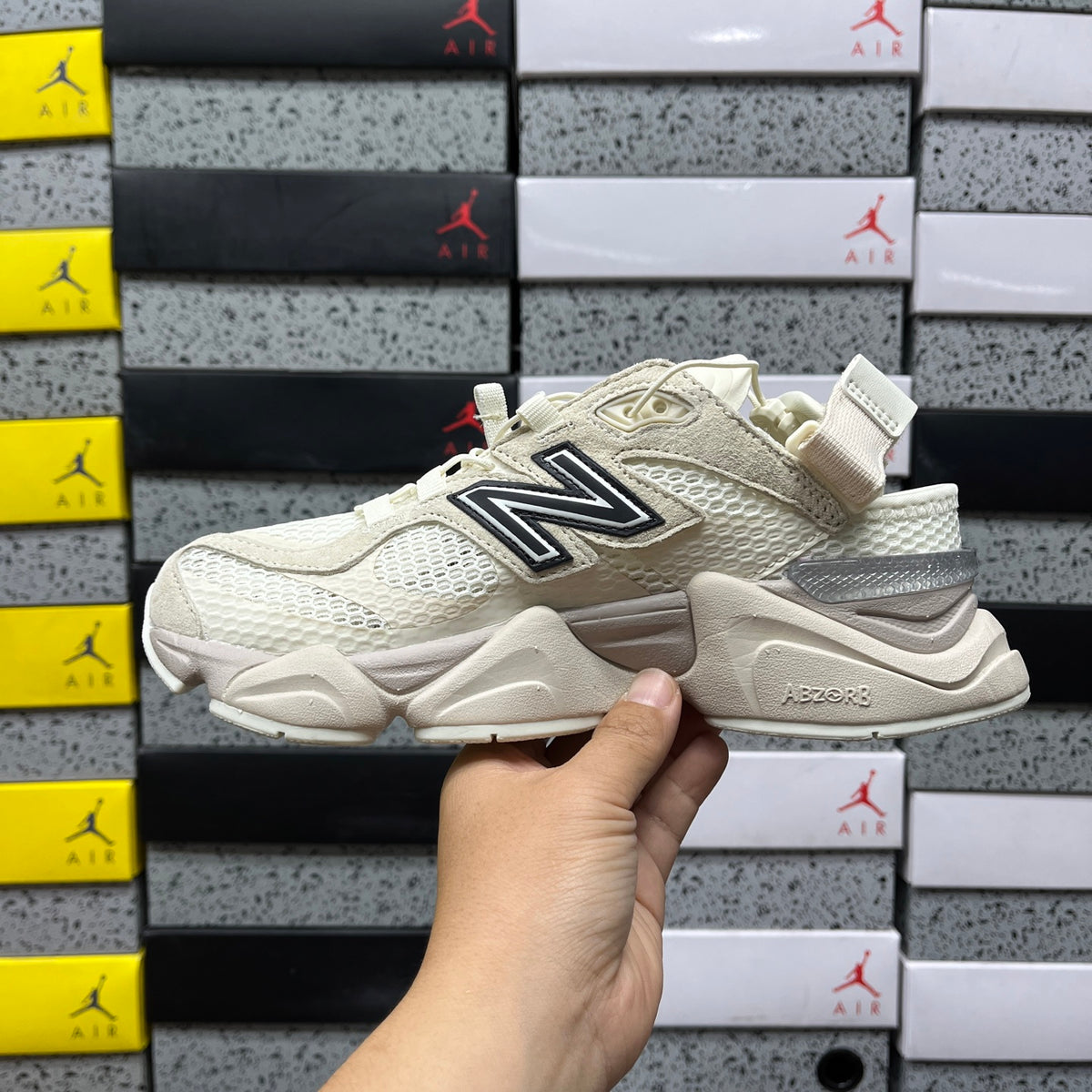 New Balance 9060 'Crème Noir'