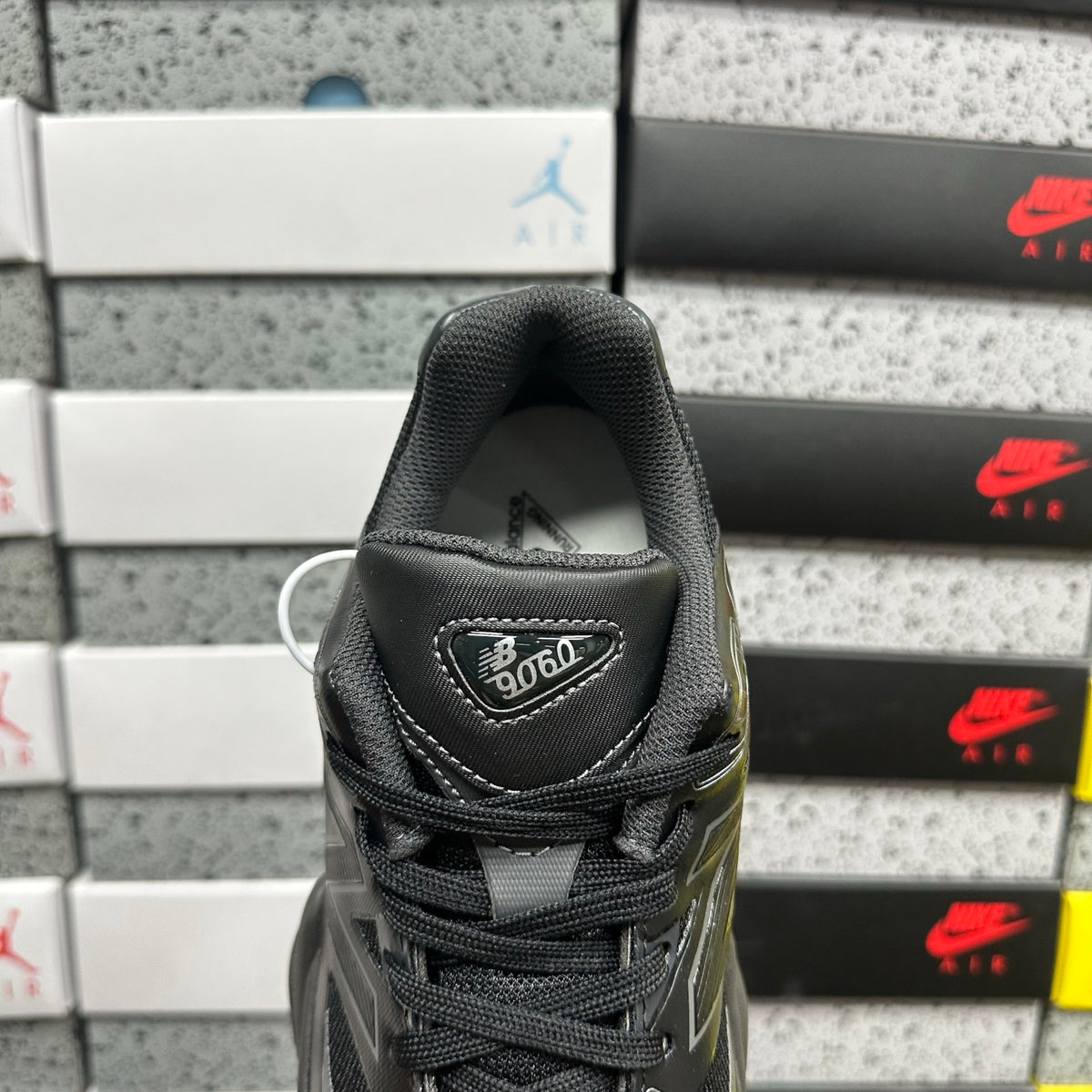 New Balance 9060 'Noir Gris Anthracite'