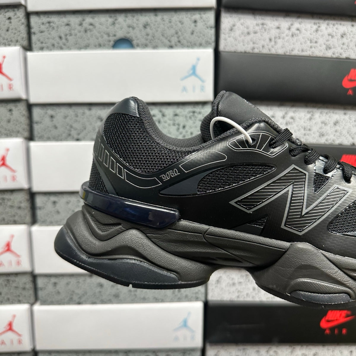 New Balance 9060 'Noir Gris Anthracite'