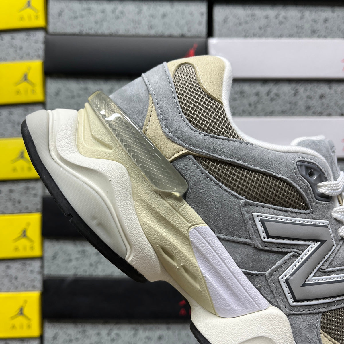 New Balance 9060 'Gris Beige'