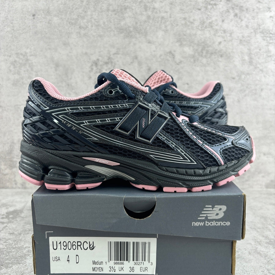 New Balance 1906R 'Bleu Marine Rose'