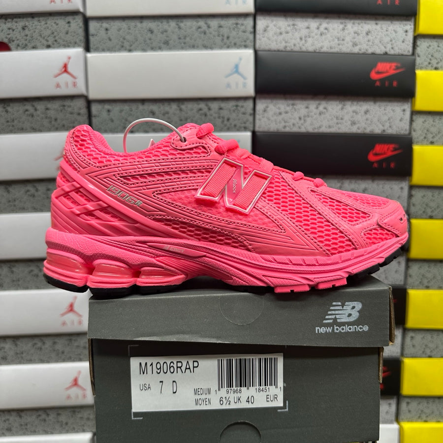 New Balance 1906R 'Rose Fluo'
