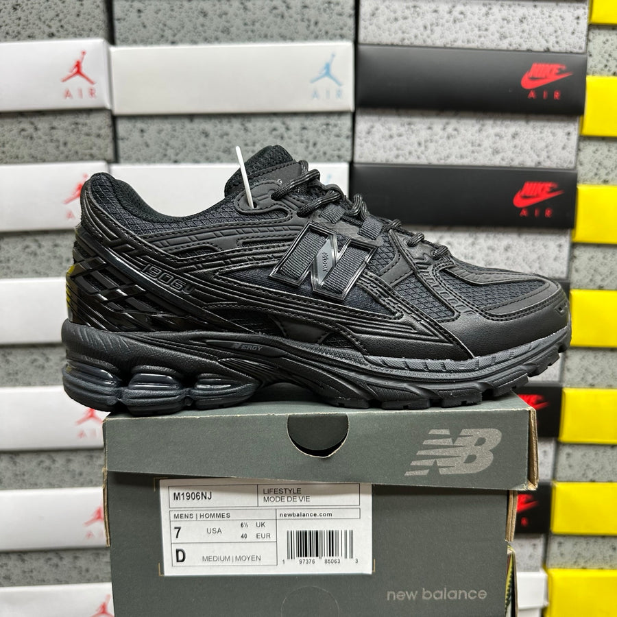 New Balance 1906R 'Noir Total'