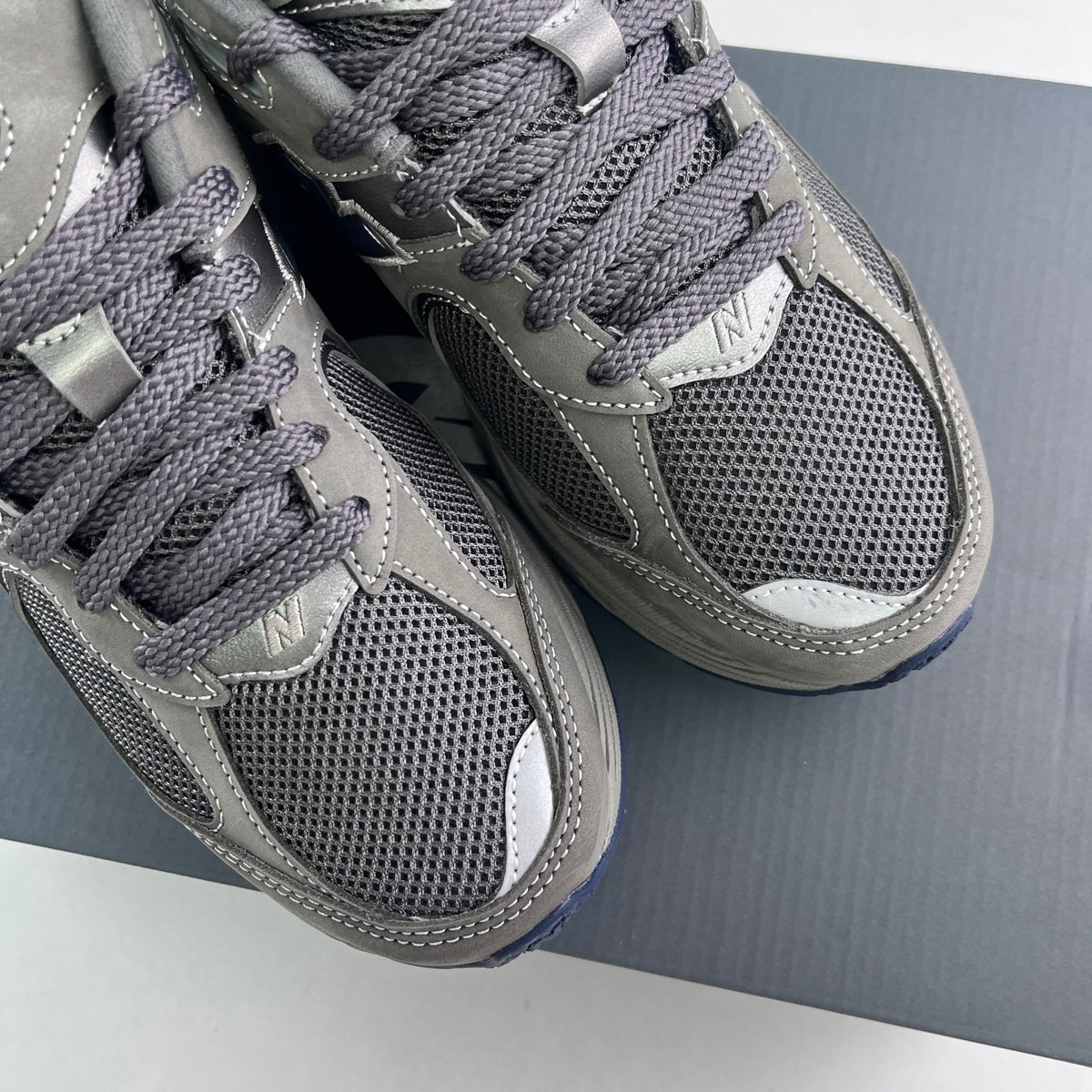New Balance 2002R 'Gris Classique'