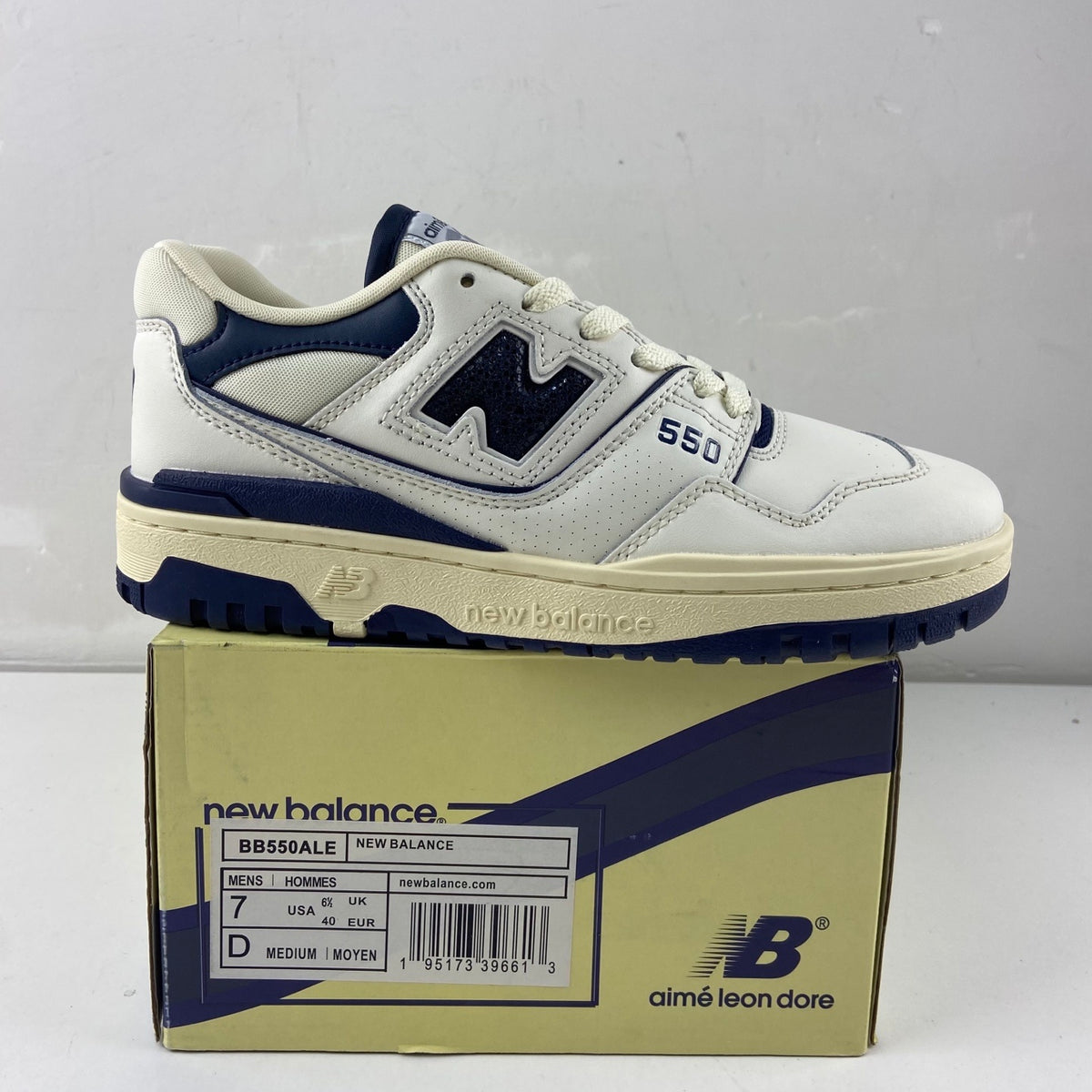 New Balance 550 'Blanc Bleu Marine Crème'
