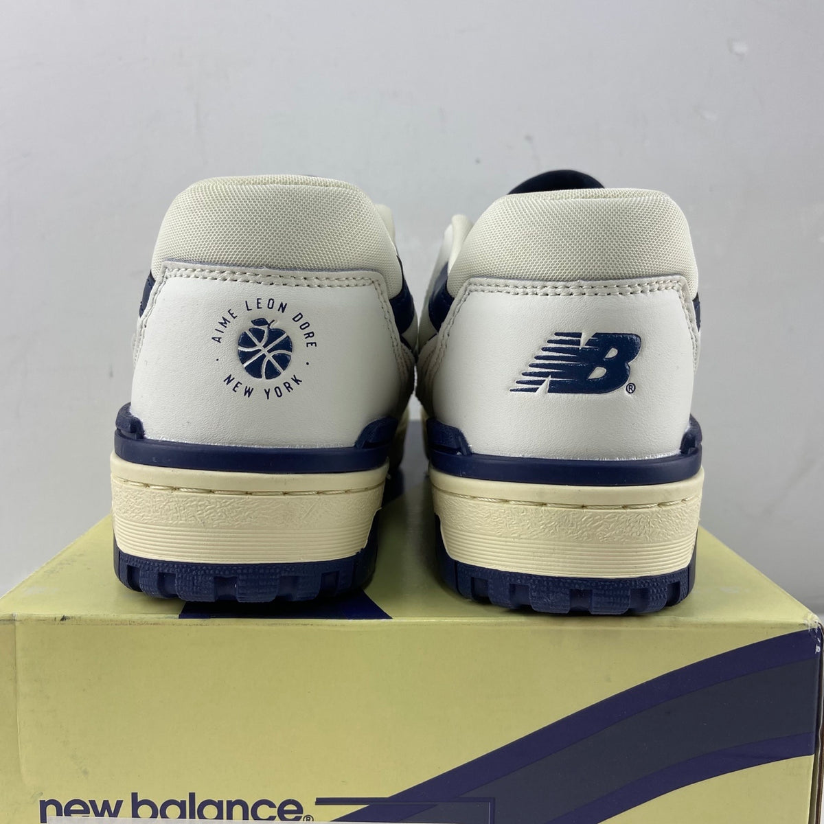 New Balance 550 'Blanc Bleu Marine Crème'
