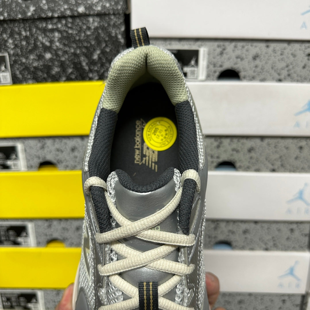 New Balance 530 'Argent Gris'