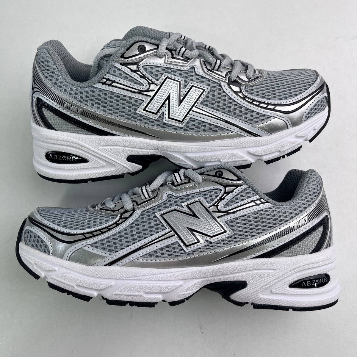 New Balance 740 'Argent Noir'