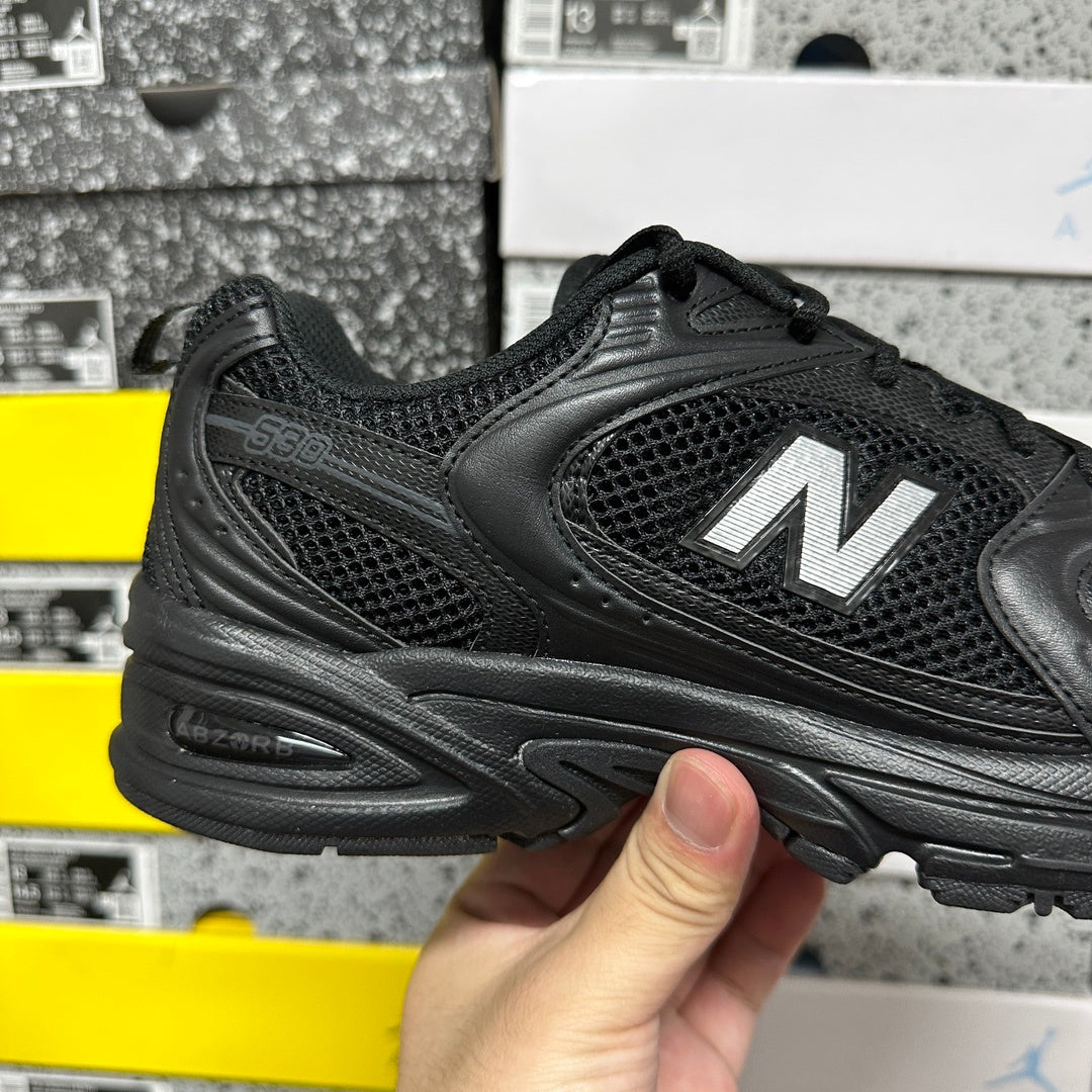 New Balance 530 'Noir Total'