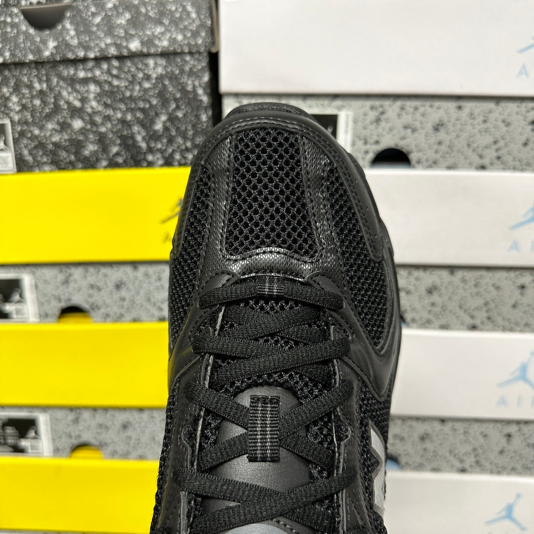 New Balance 530 'Noir Total'