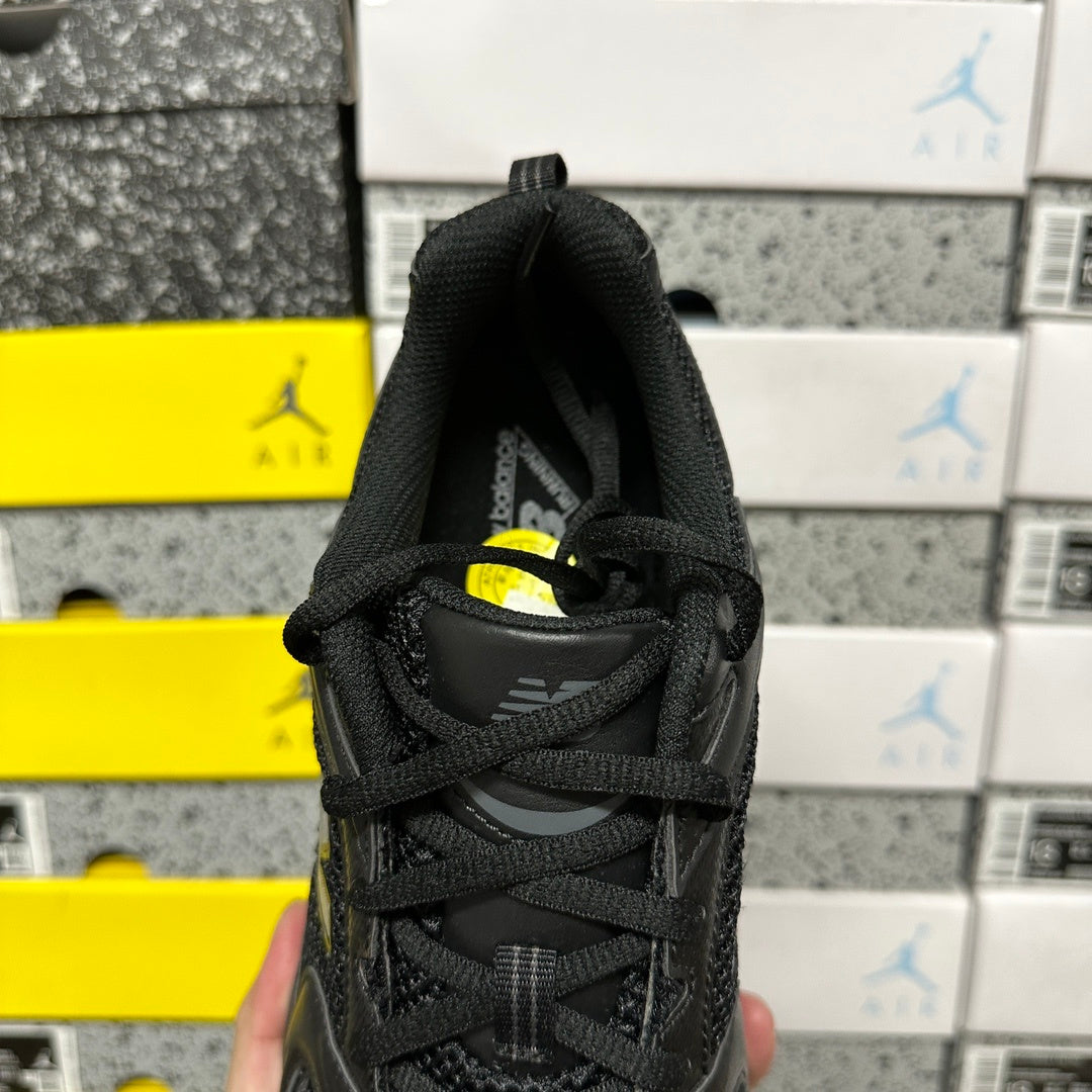 New Balance 530 'Noir Total'