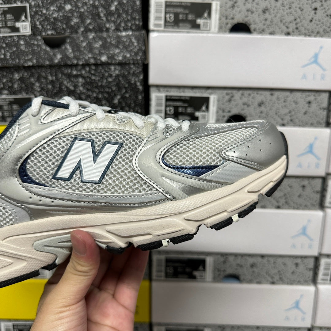 New Balance 530 'Argent Bleu Marine'