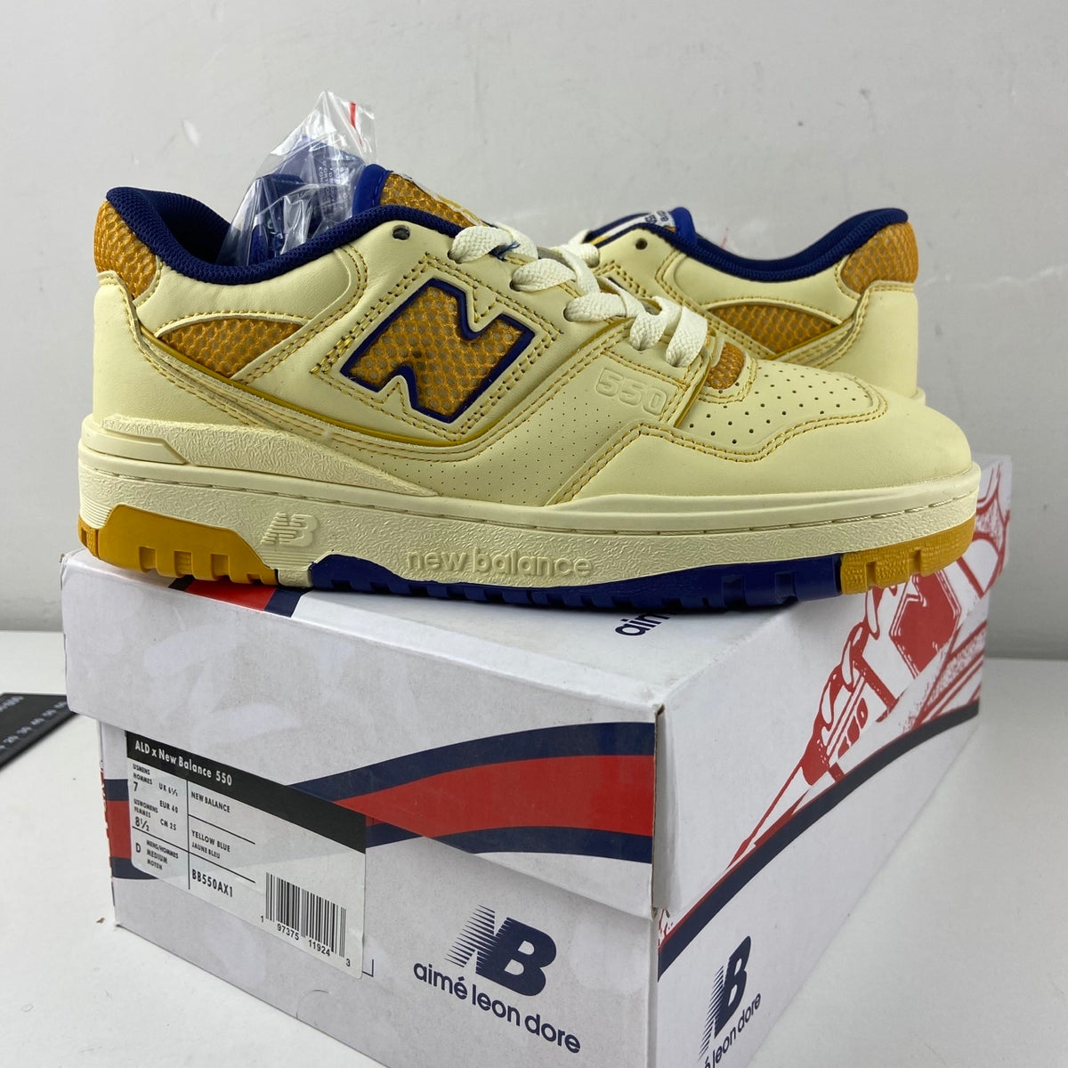 New Balance 550 'Jaune Doré Bleu'