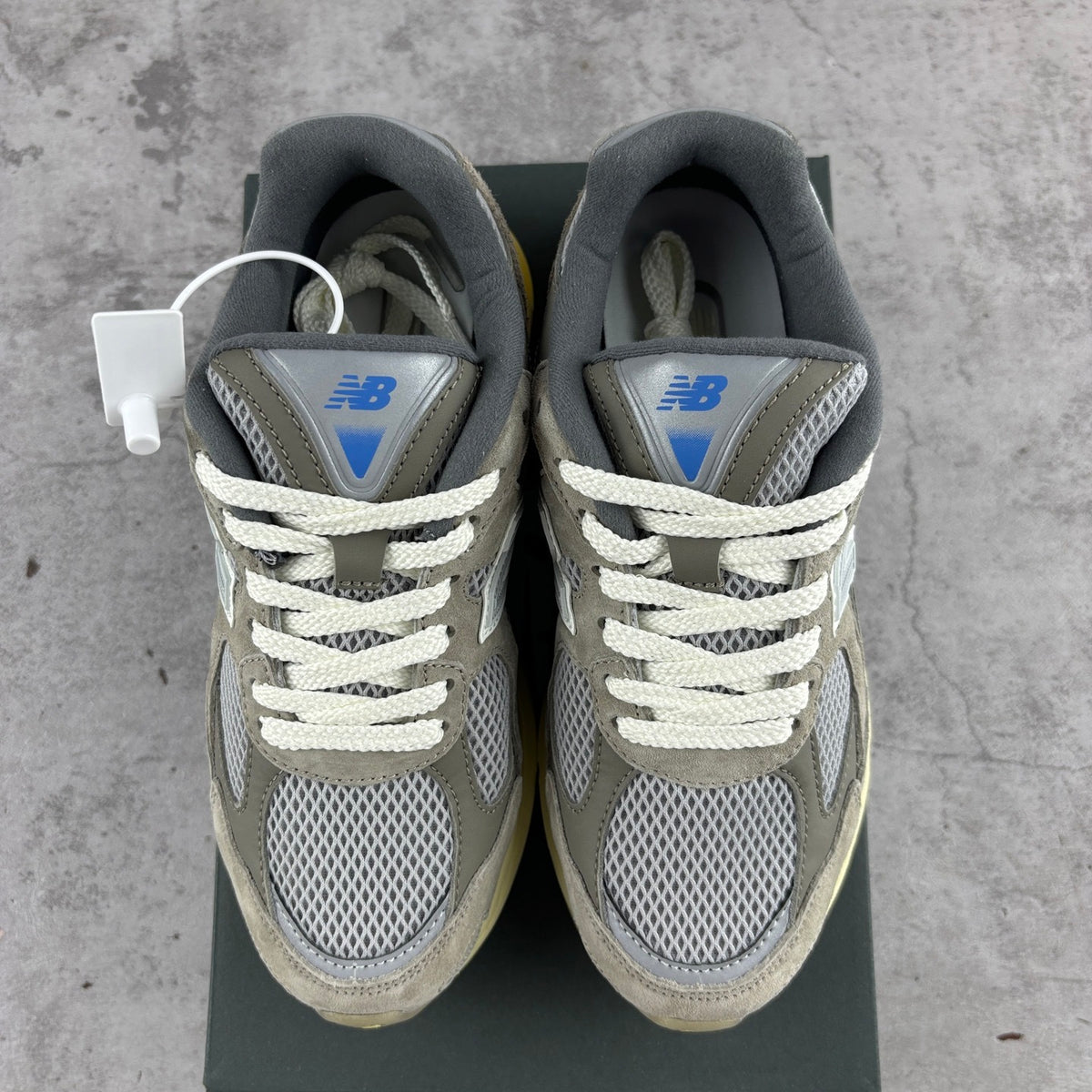 New Balance 2010 'Gris Jaune Pâle'