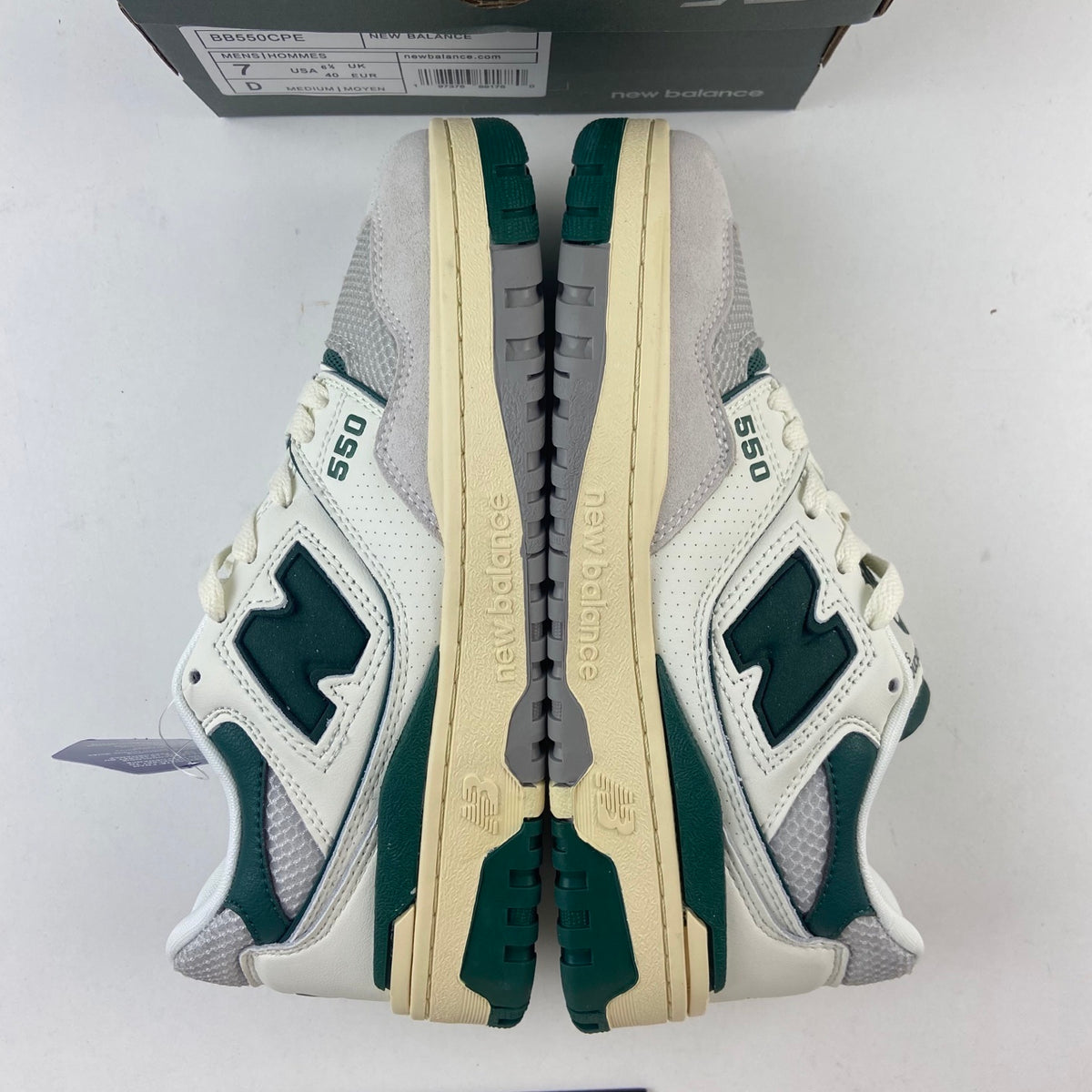 New Balance 550 'Blanc Vert Sapin'