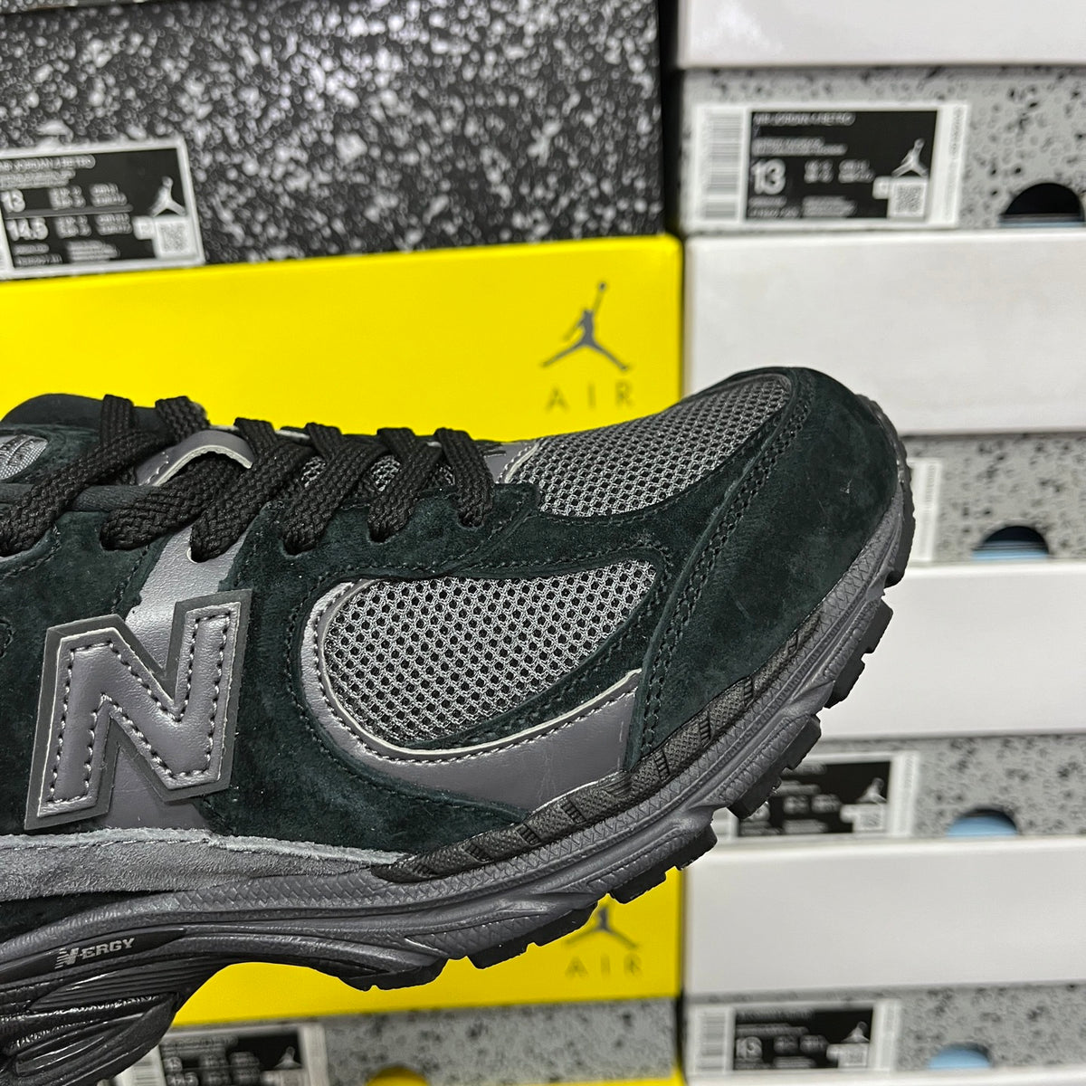 New Balance 2002R 'Noir Gris'