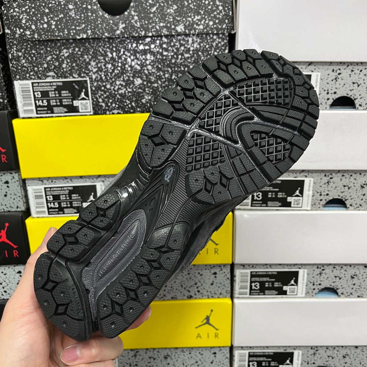 New Balance 2002R 'Noir Gris'