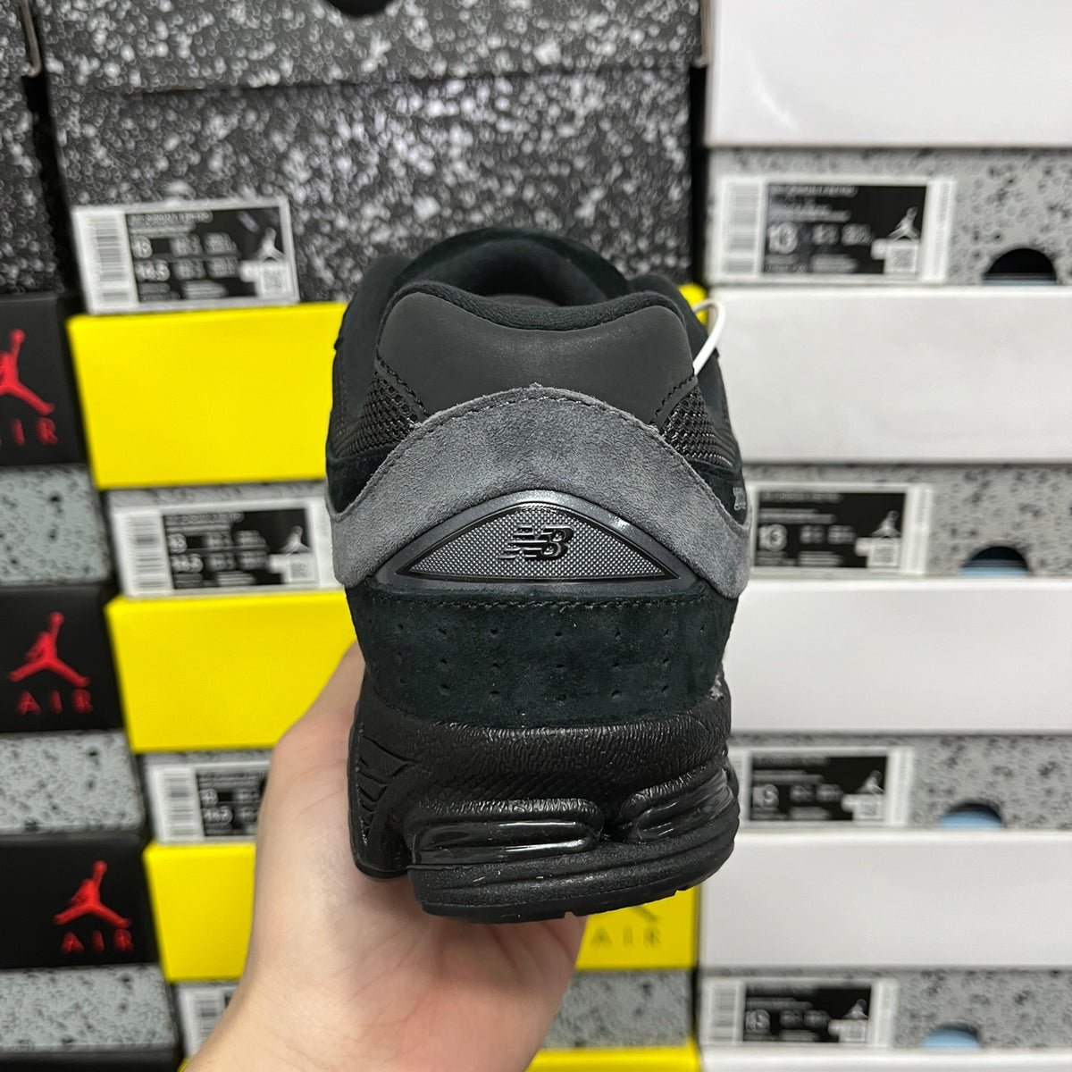 New Balance 2002R 'Noir Gris'