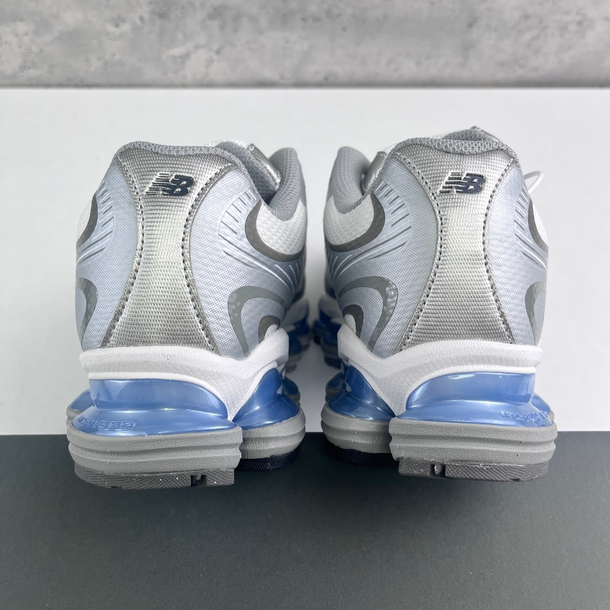 New Balance 2000 'Blanc Argent Bleu'