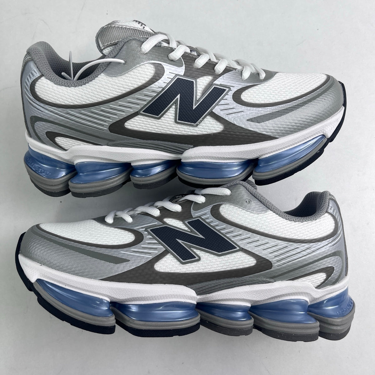 New Balance 2000 'Blanc Argent Bleu'