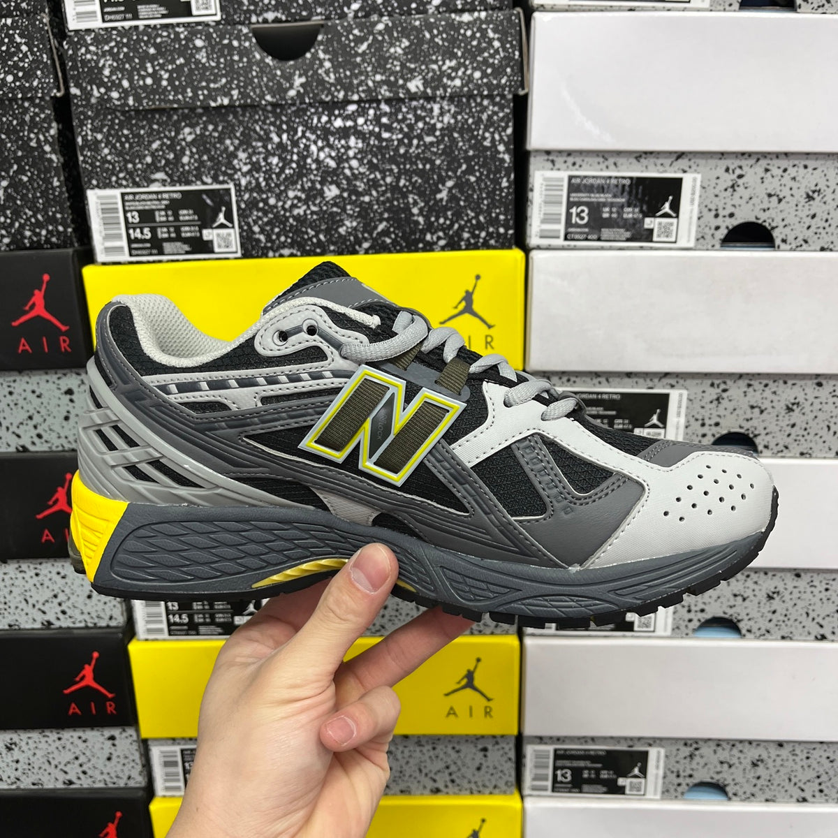 New Balance 1906R 'Gris Jaune Fluo'