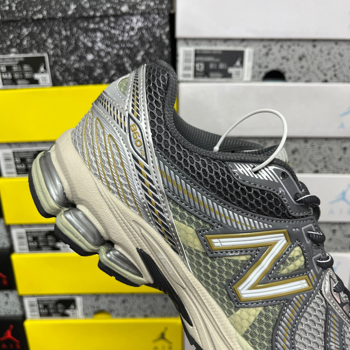 New Balance 1906R 'Gris Jaune'