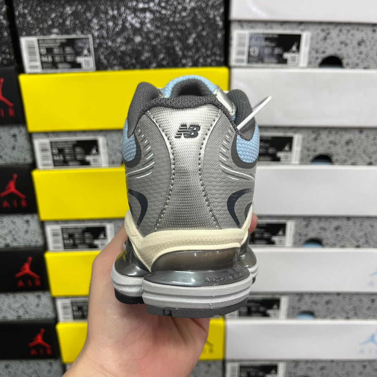 New Balance 2000 'Argent Bleu Ciel'
