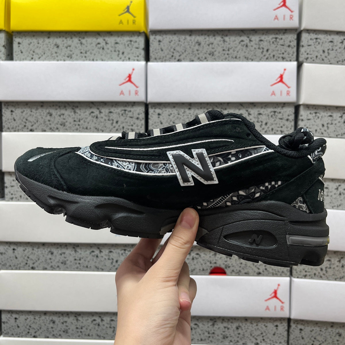 New Balance 1000 'Noir Blanc'