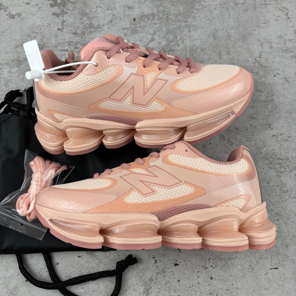 New Balance 2000 'Rose Pêche'