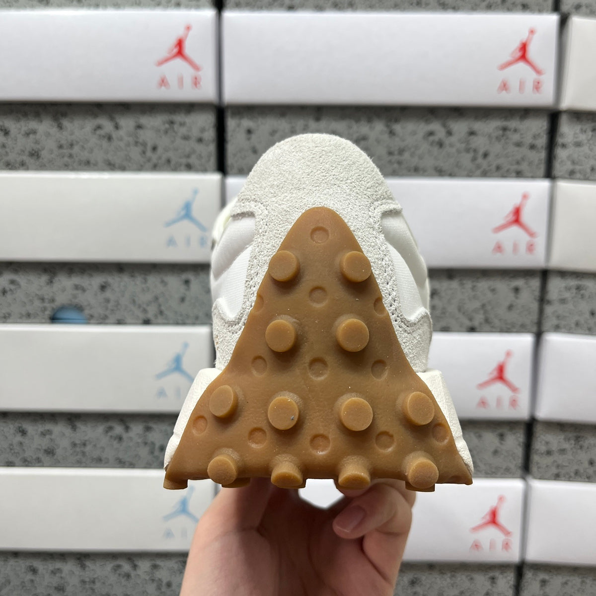 New Balance 327 'Blanc Léopard'