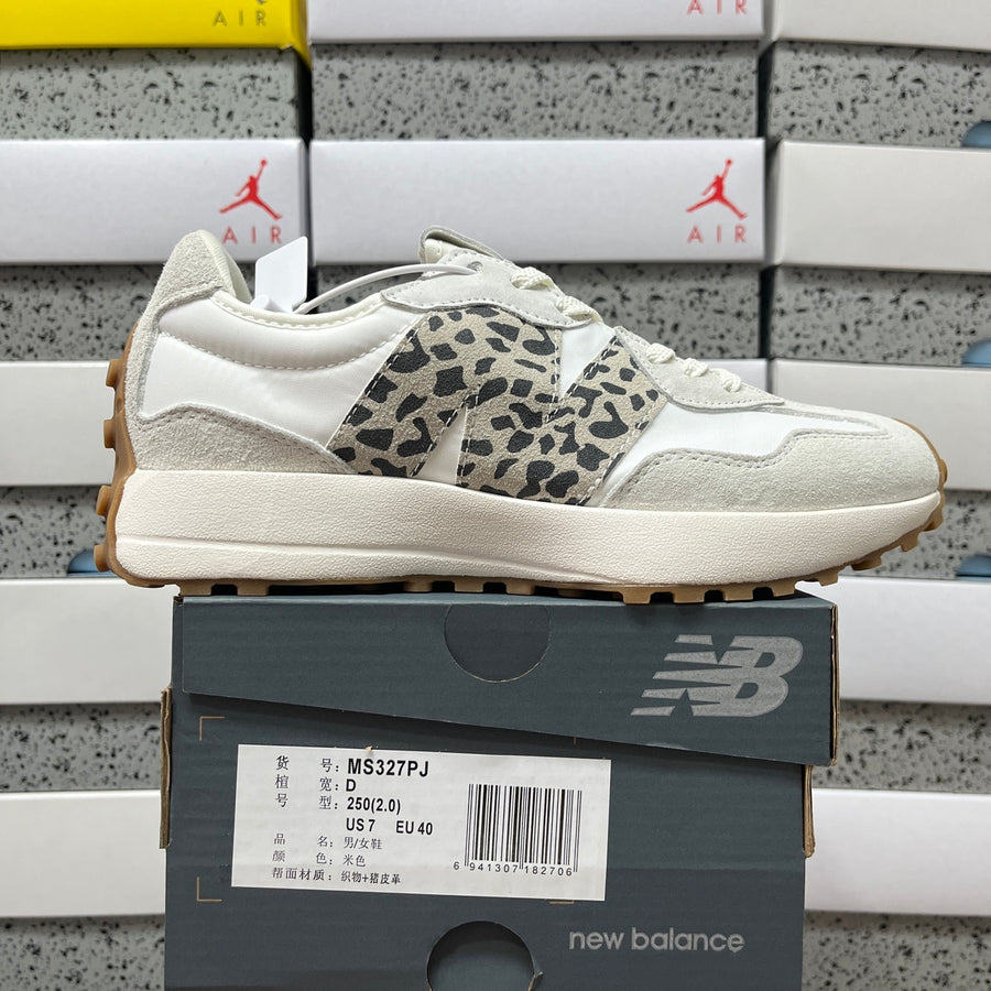 New Balance 327 'Blanc Léopard'