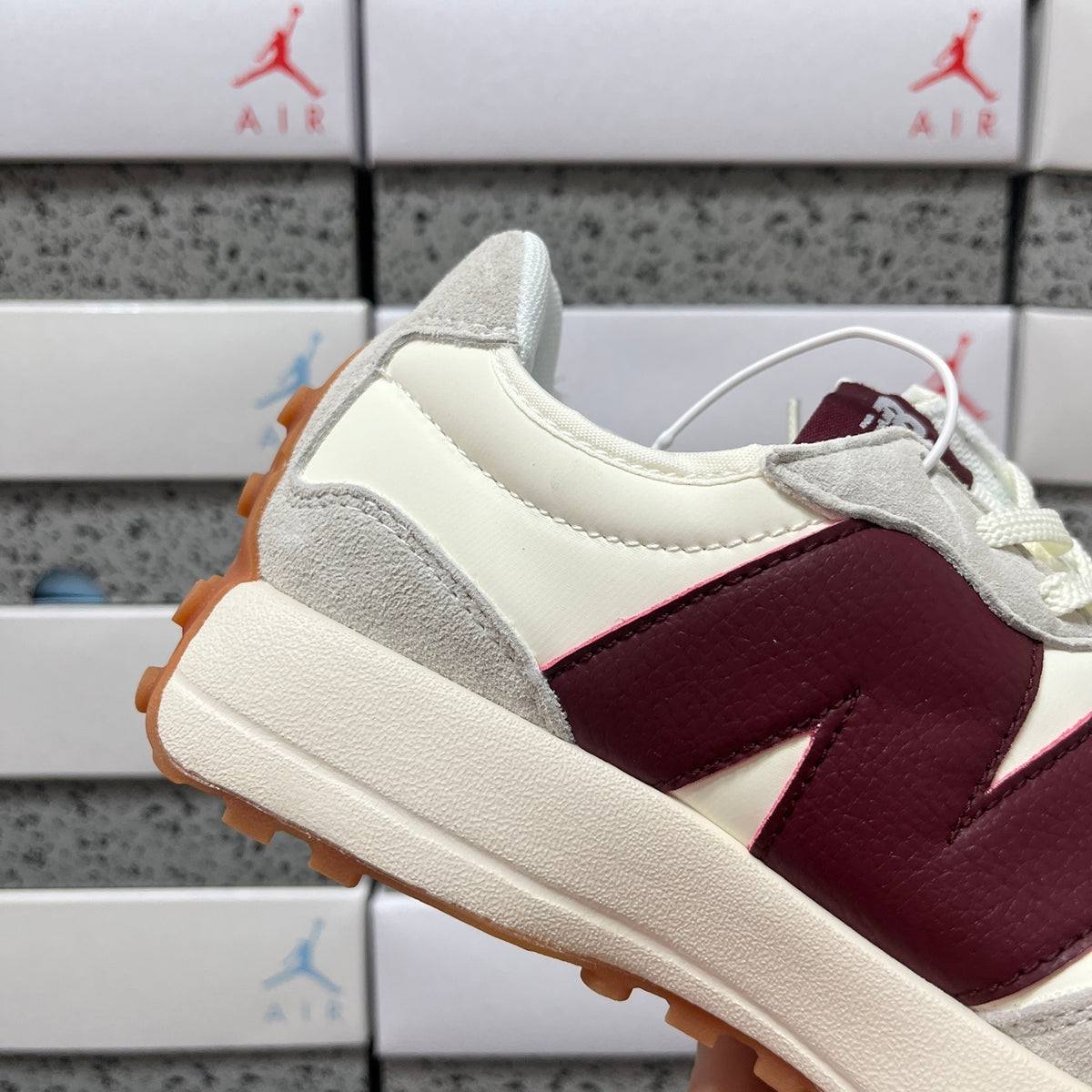 New Balance 327 'Blanc Bordeaux'