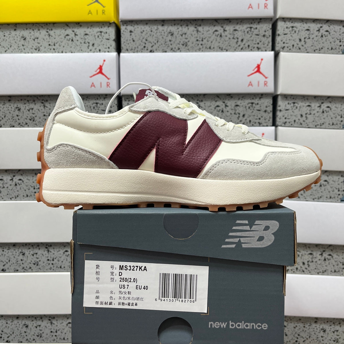 New Balance 327 'Blanc Bordeaux'