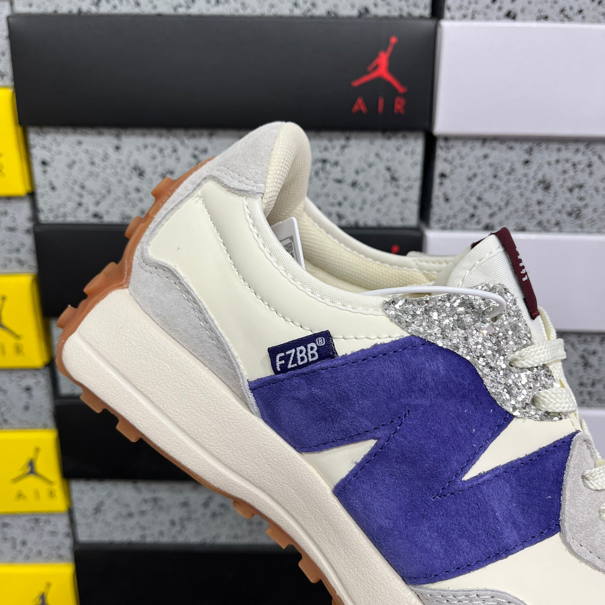 New Balance 327 'Blanc Bleu Violet'