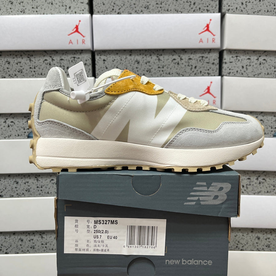 New Balance 327 'Beige Doré'