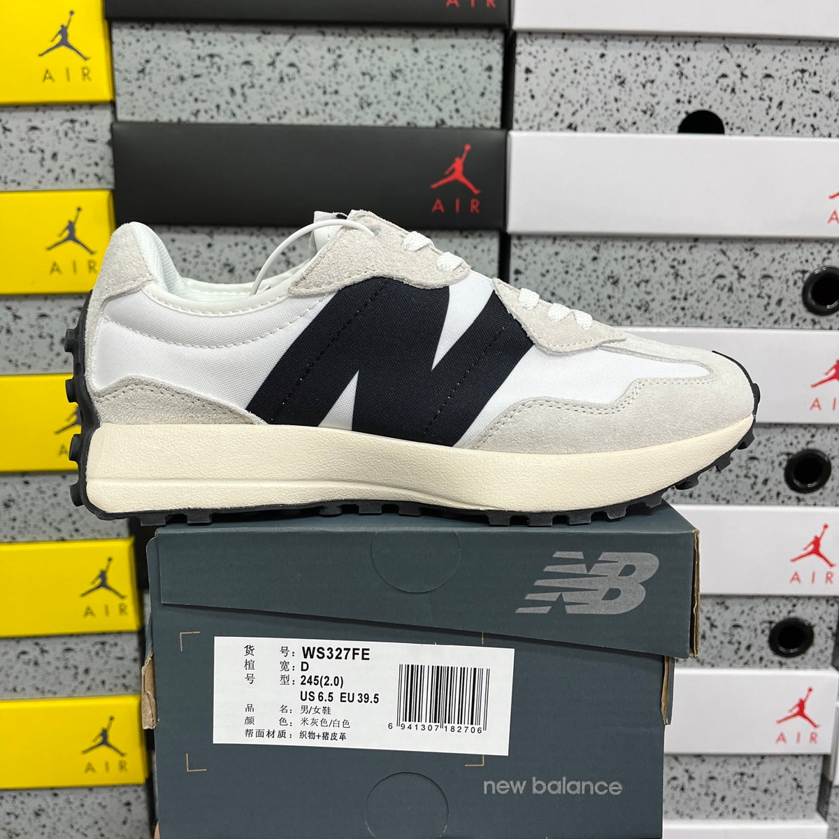 New Balance 327 'Blanc Noir Gris'